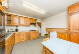 4 bedroom, Bungalow for sale