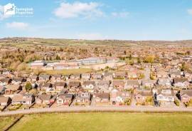 4 bedroom, Bungalow for sale