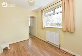 2 bedroom, Semi-detached bungalow for sale
