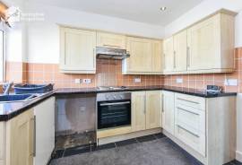 2 bedroom, Semi-detached bungalow for sale