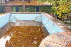 Detached house for rent in Riga, 400.00m2