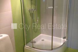 Detached house for rent in Jurmala, 180.00m2