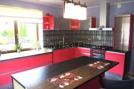 Detached house for rent in Riga district, 243.00m2
