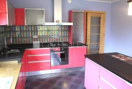 Detached house for rent in Riga district, 243.00m2