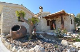 Traditional Stone Bungalow - Neo Chorio, Polis Chrysochous, Paphos