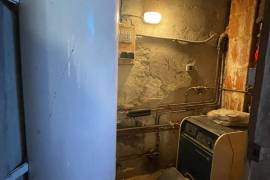 Beautiful farmhouse to renovate to your taste