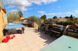 5 room, 93m2 House for sale in Neffies - 265 000 € *