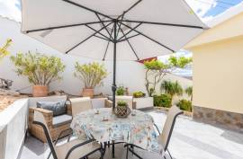 WONDERFUL VILLA NEAR THE CENTRE OF CIUDAD QUESADA
