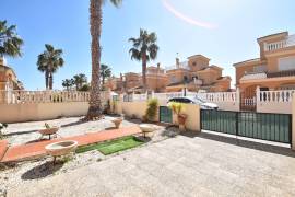 LOVELY 3 BEDROOM DETACHED VILLA WITH COMMUNAL SWIMMING POOL AND VIEWS