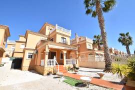 LOVELY 3 BEDROOM DETACHED VILLA WITH COMMUNAL SWIMMING POOL AND VIEWS