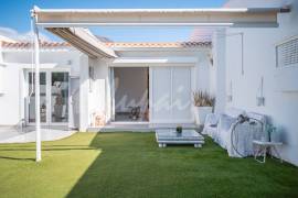 2 Bedroom Bungalow In Island Village Complex For Sale In San Eugenio LP23870