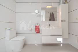 2 Bedroom Bungalow In Island Village Complex For Sale In San Eugenio LP23870