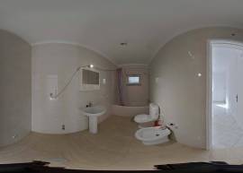 Detached 3 bedroom villa with winery and warehouses next to the EN125