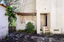 4 + 1 bedroom villa with a lot of potential located in Monchique