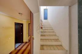 4 + 1 bedroom villa with a lot of potential located in Monchique