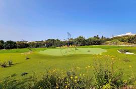Land for construction of Luxury Villa in Praia da Luz, in Lagos