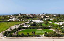Land for construction of Luxury Villa in Praia da Luz, in Lagos