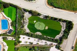 Land for construction of Luxury Villa in Praia da Luz, in Lagos