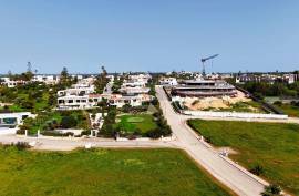 Land for construction of Luxury Villa in Praia da Luz, in Lagos