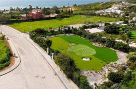 Land for construction of Luxury Villa in Praia da Luz, in Lagos