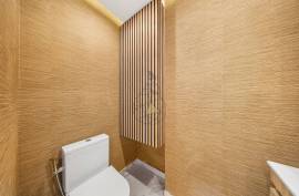 Renovated 2 bedroom apartment on Av. April 25 in Portimão