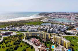 New 3 Bedroom Apartment with Pool and Sea Views located in Lagos, Meia Praia Beach