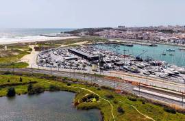New 3 Bedroom Apartment with Pool and Sea Views located in Lagos, Meia Praia Beach