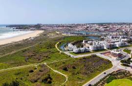 New 3 Bedroom Apartment with Pool and Sea Views located in Lagos, Meia Praia Beach