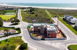 New 3 Bedroom Apartment with Pool and Sea Views located in Lagos, Meia Praia Beach