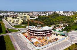 New 3 Bedroom Apartment with Pool and Sea Views located in Lagos, Meia Praia Beach