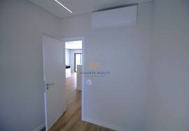House T2+1 at 5 min. of Ferragudo Beaches