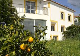 Charming farmhouse with an area of  5.540m2, 5 suites and 4 fireplaces