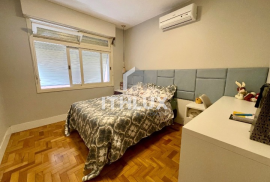 Great semi-furnished apartment, 106M², for sale, 3 bedrooms, 1 suite, 2 parking spaces, Petrópolis, POA/RS