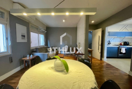 Great semi-furnished apartment, 106M², for sale, 3 bedrooms, 1 suite, 2 parking spaces, Petrópolis, POA/RS