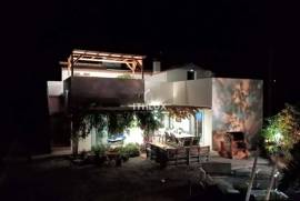 Exceptional 3-Bedroom Property with Separate Apartment in the Scenic East Algarve