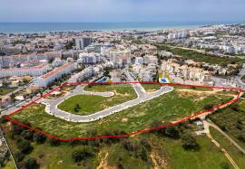 Plot of land with 559 m2 inserted in a new and noble urbanization located in Albufeira