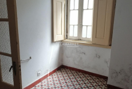 Farm V10 of the bank with 710 m2 of land located in Mouriscas near Abrantes