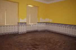 Farm V10 of the bank with 710 m2 of land located in Mouriscas near Abrantes