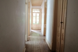 Farm V10 of the bank with 710 m2 of land located in Mouriscas near Abrantes
