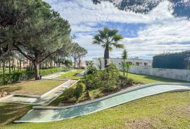 Opportunity - 1 bedroom villa with communal pool, Vilamoura