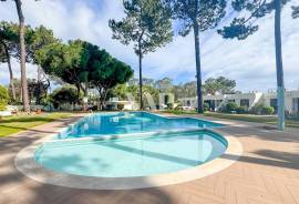 Opportunity - 1 bedroom villa with communal pool, Vilamoura