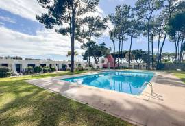 Opportunity - 1 bedroom villa with communal pool, Vilamoura