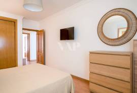 Renovated 3 Bedroom Apartment in Condominium with Swimming Pool, Sector 5 – Vilamoura