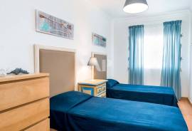 Renovated 3 Bedroom Apartment in Condominium with Swimming Pool, Sector 5 – Vilamoura