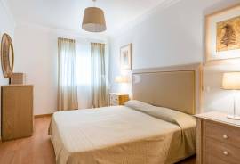Renovated 3 Bedroom Apartment in Condominium with Swimming Pool, Sector 5 – Vilamoura