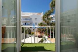 2 bedroom semi-detached house with garden and local accommodation license in Albufeira