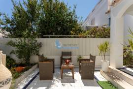 2 bedroom semi-detached house with garden and local accommodation license in Albufeira