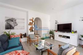 2 bedroom semi-detached house with garden and local accommodation license in Albufeira