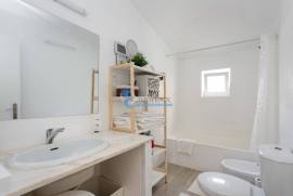 2 bedroom semi-detached house with garden and local accommodation license in Albufeira