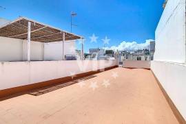 VILLA - 2 BEDROOMS - TERRACE - BAIXA